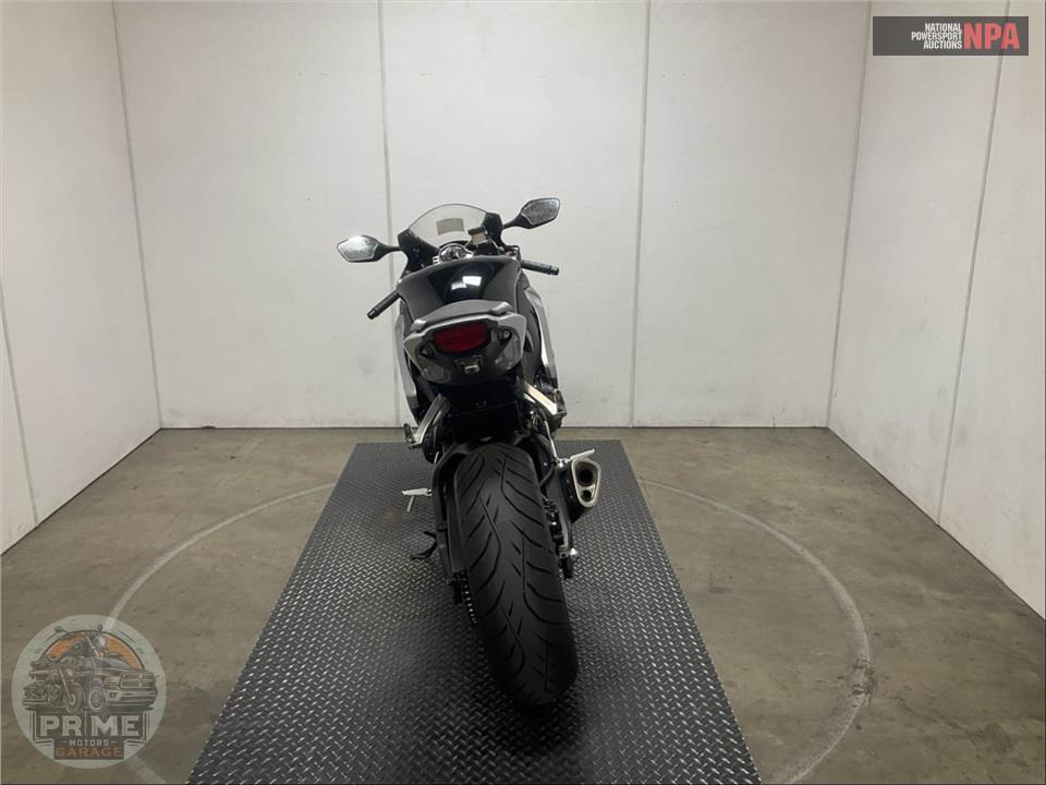 2008 Honda CBR1000RR8 — фото 4