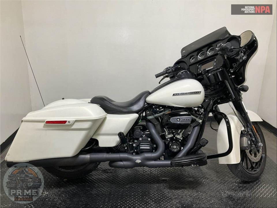 2018 Harley-Davidson FLHXS STREET GLIDE SPECIAL — фото 1