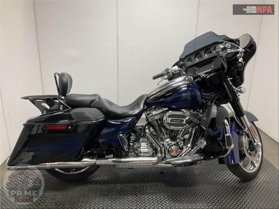 2016 Harley-Davidson FLHXSE CVO STREET GLIDE SPECIAL — фото 1