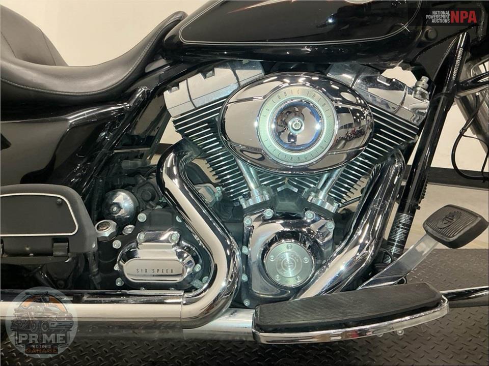 2011 Harley-Davidson FLHTC ELECTRA GLIDE CLSC — фото 6