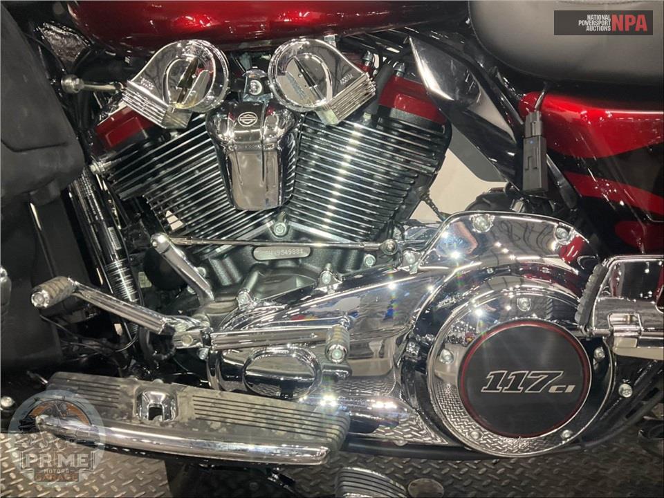 2022 Harley-Davidson FLHTCUTGSE CVO TRI GLIDE — фото 7