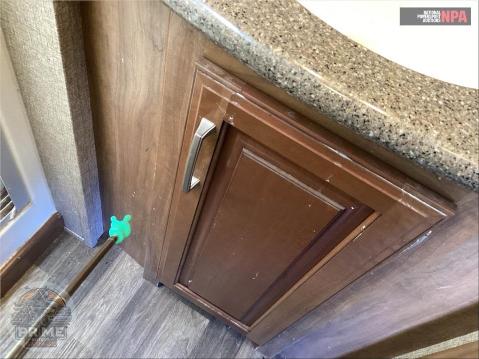 2016 Keystone Rv M-3711 FL - MONTANA FIFTH WHEEL SERIES — фото 17