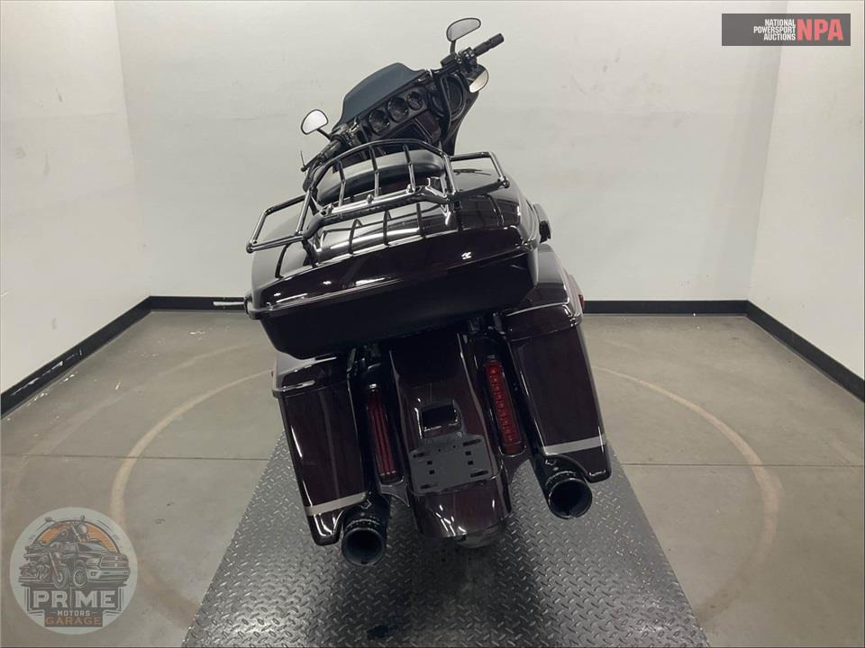 2019 Harley-Davidson FLHXSE CVO STREET GLIDE — фото 4