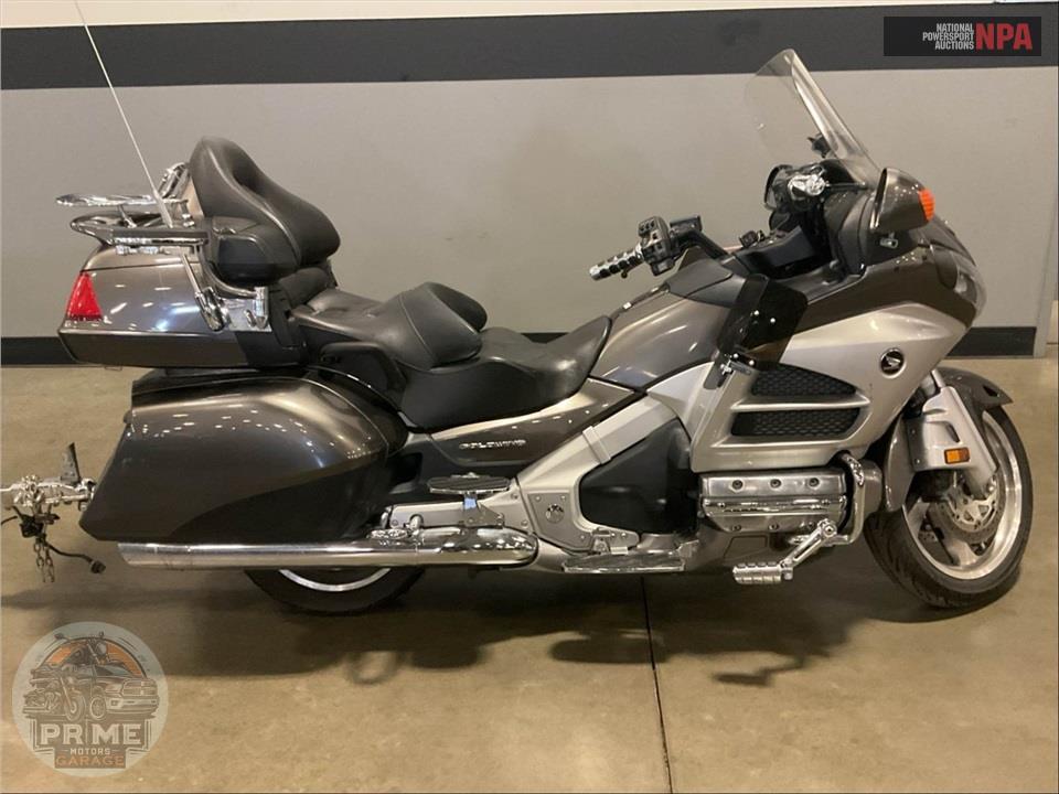 2013 Honda GL18HPNMD GLDWNG(**) — фото 1