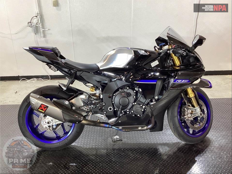 2026 YAMAHA YZF-R1M