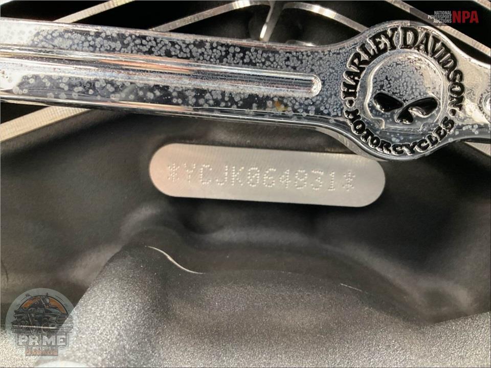 2019 Harley-Davidson FLDE DELUXE — фото 23