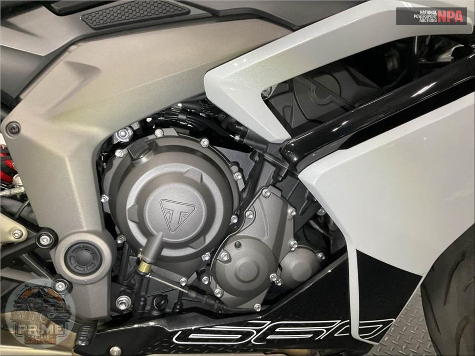 2025 Triumph DAYTONA 660 — фото 6