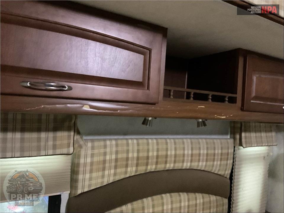 2005 Itasca M-38R-WORKHORSE (**) - SUNCRUISER SERIES — фото 49