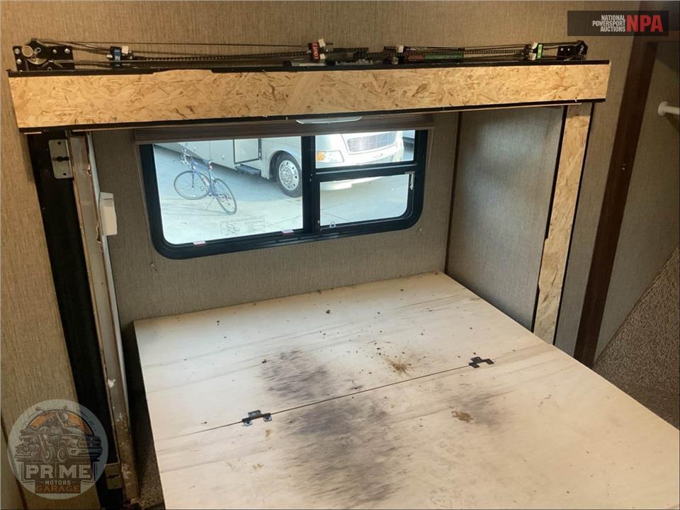 2016 Keystone Rv M-326 FWBHS - SPRINTER FIFTH WHEEL SERIES — фото 31