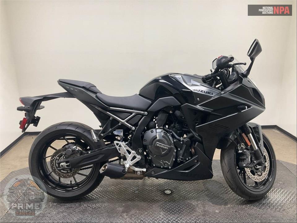 2025 Suzuki GSX800FRQM5 GSX-8R — фото 1