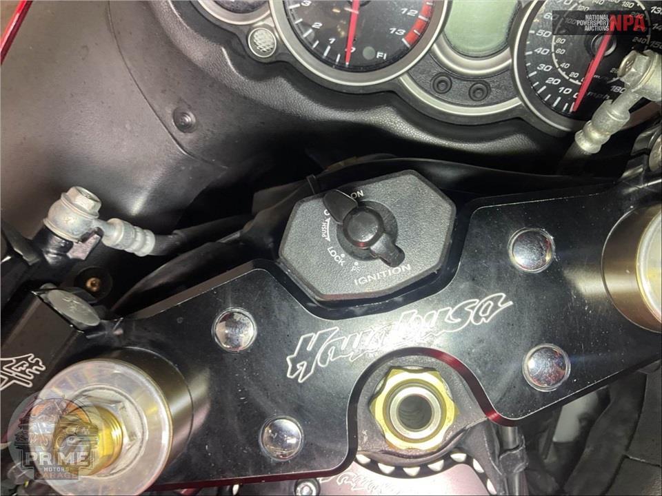 2011 Suzuki GSX1300RL1 HAYABUSA — фото 12