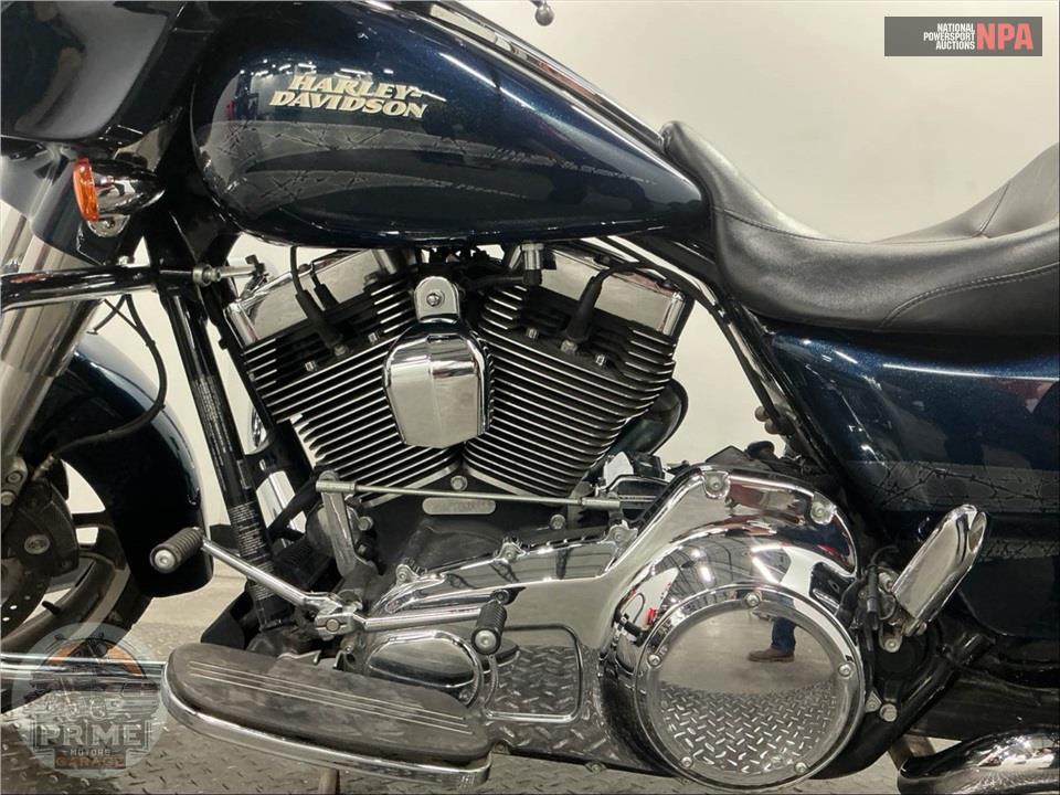 2016 Harley-Davidson FLHXS STREET GLIDE SPECIAL — фото 7
