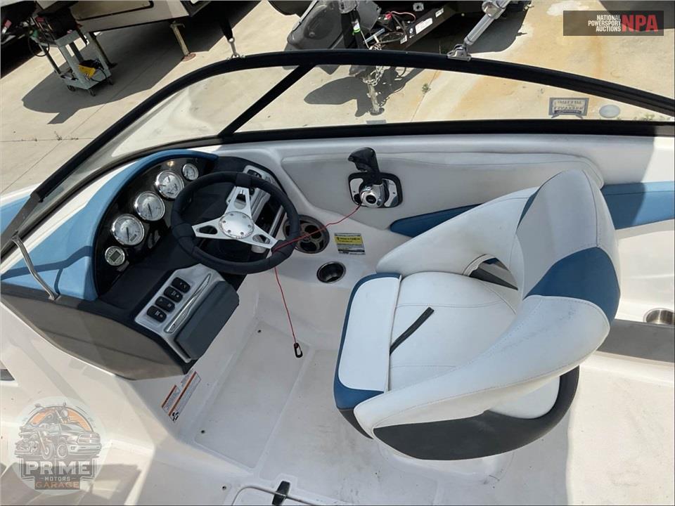 2016 Regal Marine 1900 ES L=20/E=1 200HP VOLVO SD — фото 27