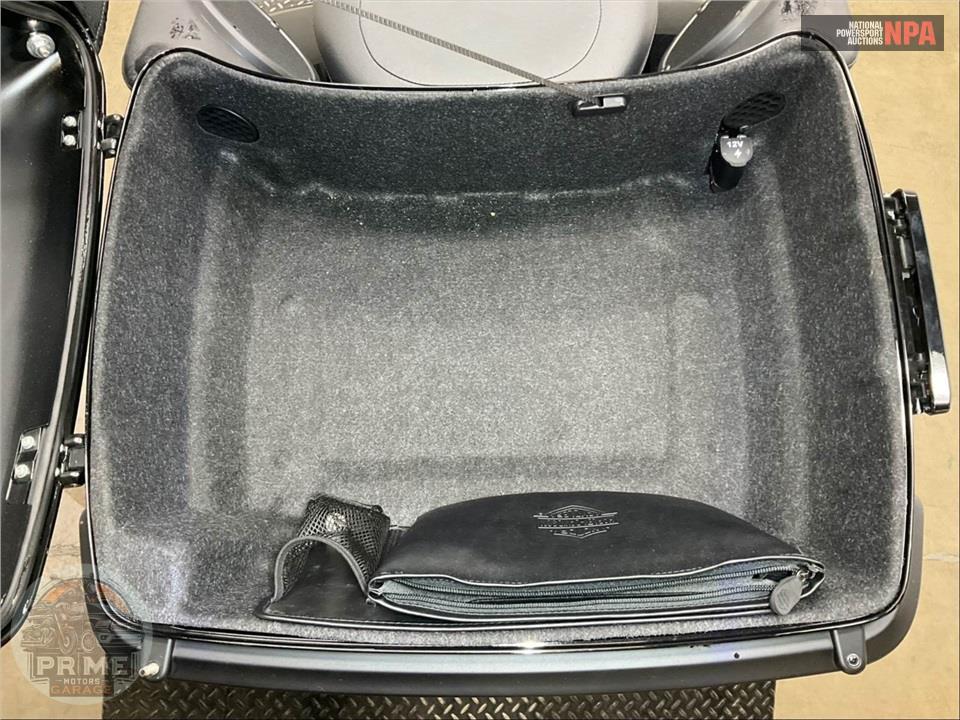 2021 Harley-Davidson FLHTK ULTRA LIMITED — фото 23