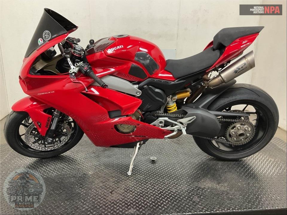 2018 Ducati PANIGALE V4 — фото 3