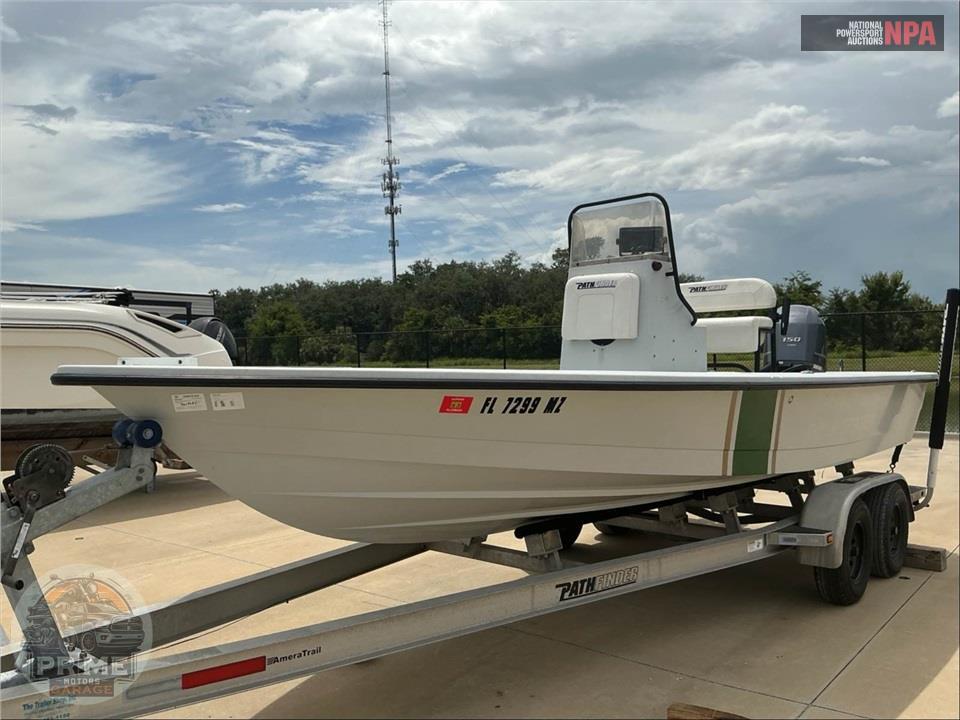 2005 Pathfinder Boat Co. 2000-V/CC(*) L=20/E=1-150HP YAMAHA OB — фото 2