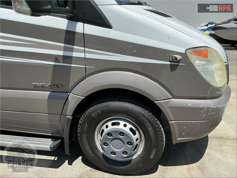 2009 Winnebago M-24J-DODGE SPRINTER TURBO DIESEL - VIEW SERIES — фото 42