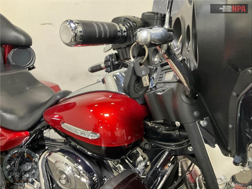 2012 Harley-Davidson FLHTK ELECTRA GLIDE UL LI — фото 13