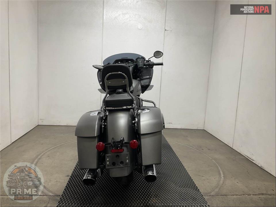 2021 Indian Motorcycle CHALLENGER (BLACK) — фото 4