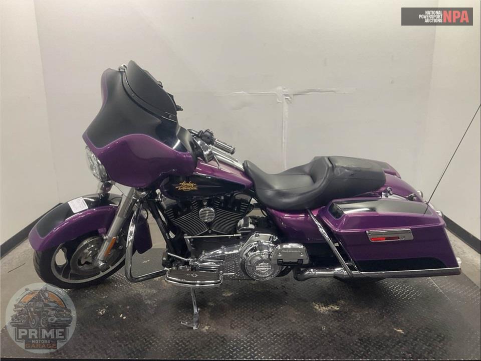 2011 Harley-Davidson FLHX-103 STREET GLIDE — фото 3