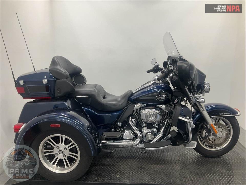 2012 HARLEY-DAVIDSON FLHTCUTG TRIGLIDE UL CLSC