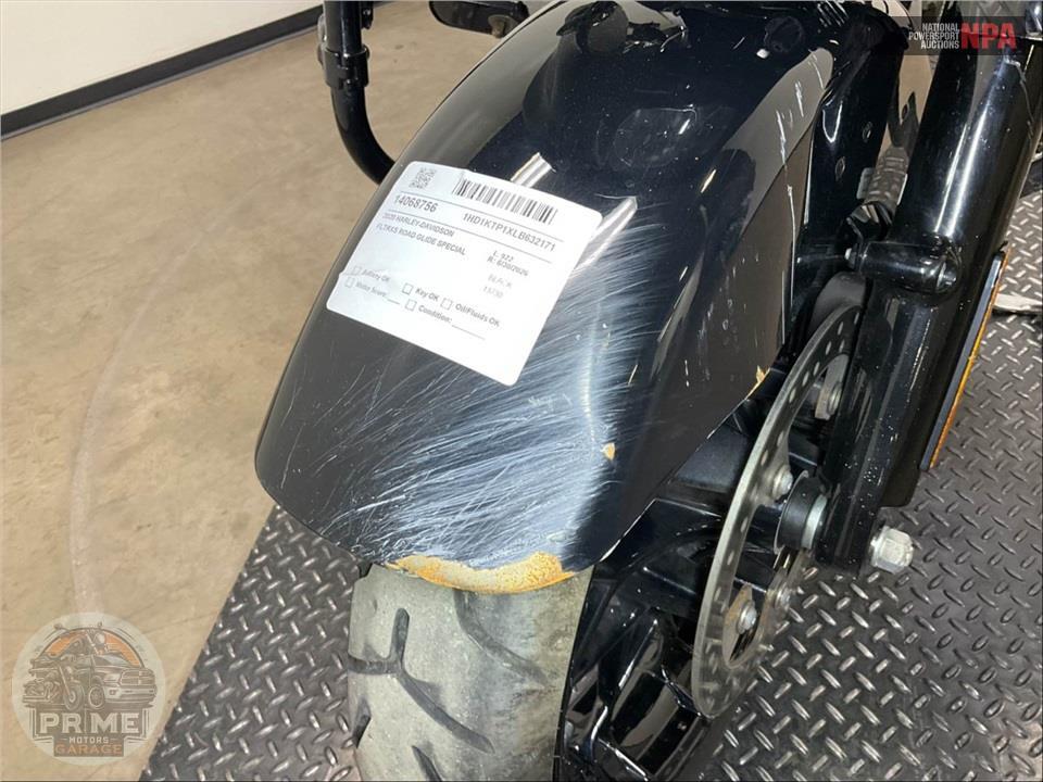 2020 Harley-Davidson FLTRXS ROAD GLIDE SPECIAL — фото 21