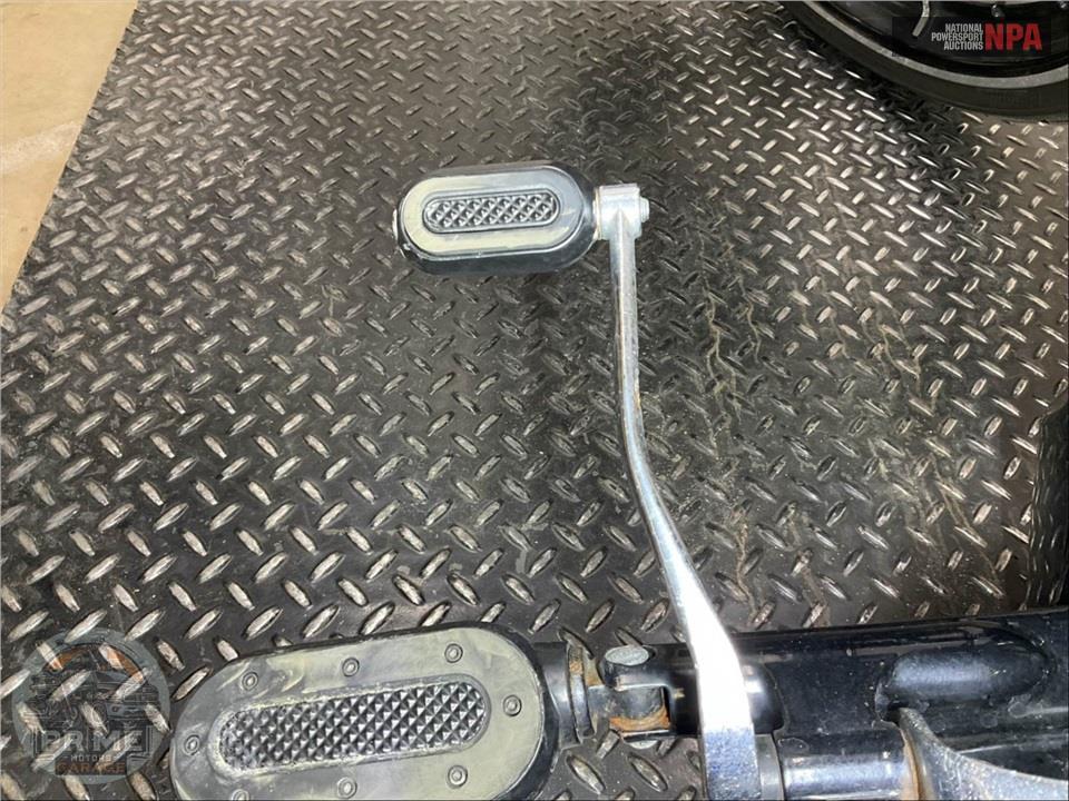 2013 Harley-Davidson FXSB BREAKOUT — фото 26