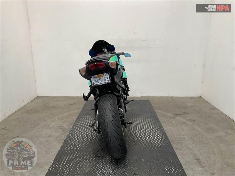 2017 Suzuki GSX-R750L7 — фото 4