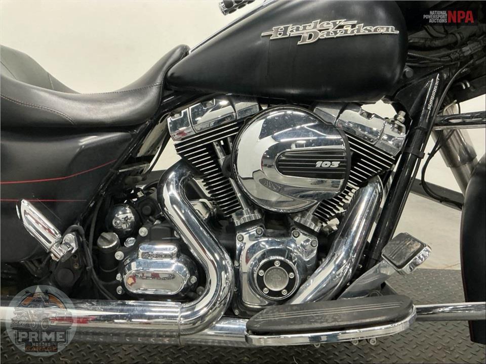 2015 Harley-Davidson FLHXS STREET GLIDE SPECIAL — фото 6