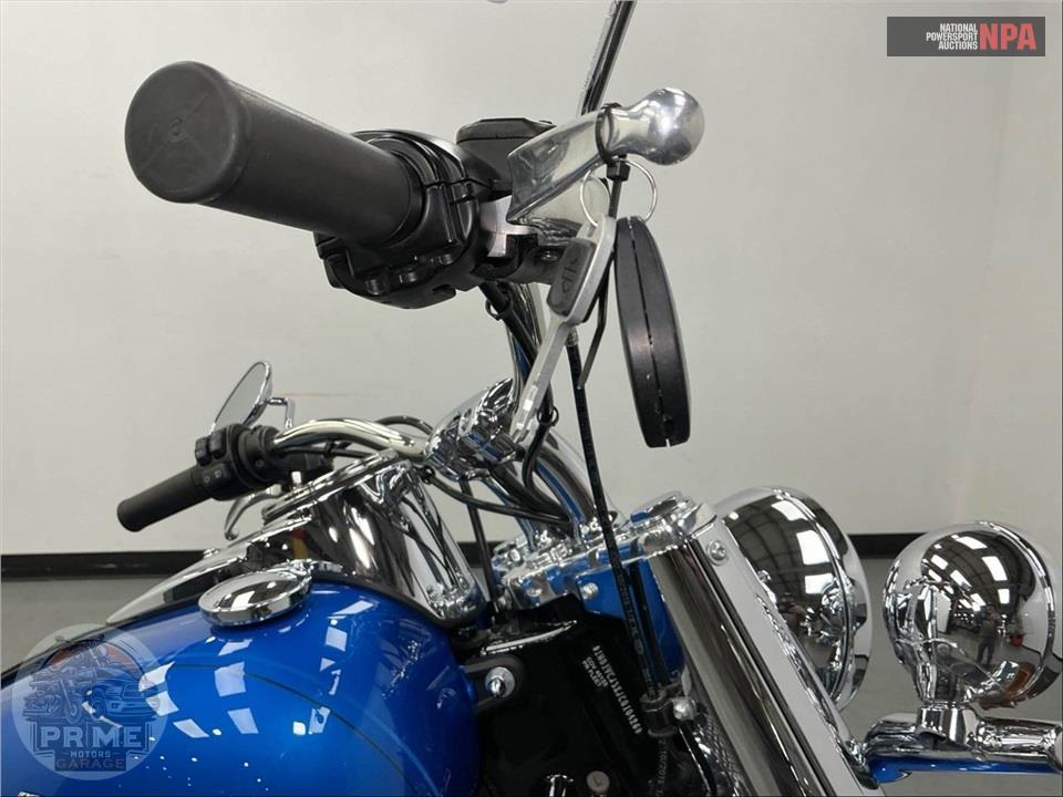 2018 Harley-Davidson FLDE DELUXE — фото 10