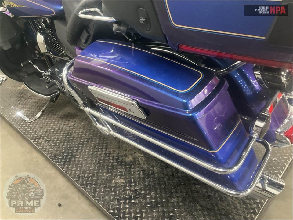 2009 Harley-Davidson FLHTCU ULTRA CLASSIC ELECTRA GLIDE — фото 22