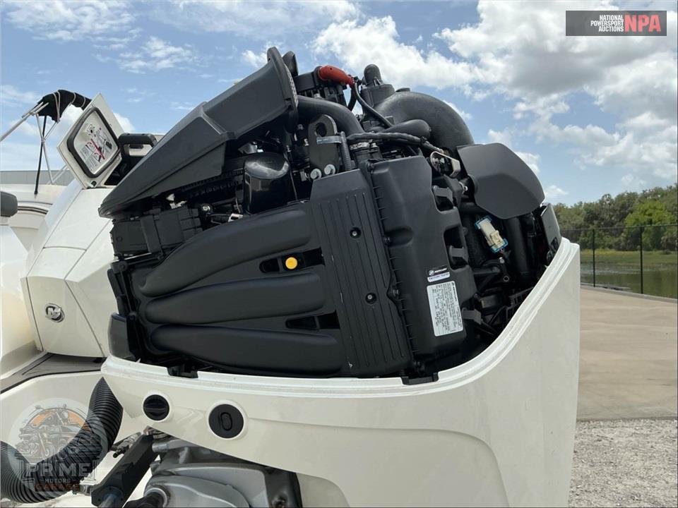2025 Sea Ray Boats SPX 230(*) SPX SERIES L=24/E=1-200HP MERCURY OB — фото 8