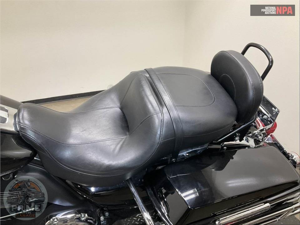 2013 Harley-Davidson FLHTK ELECTRA GLIDE UL LI — фото 33