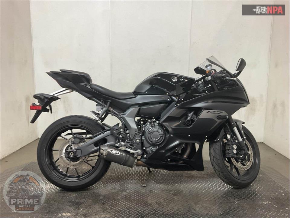 2025 Yamaha YZF-R7 — фото 1