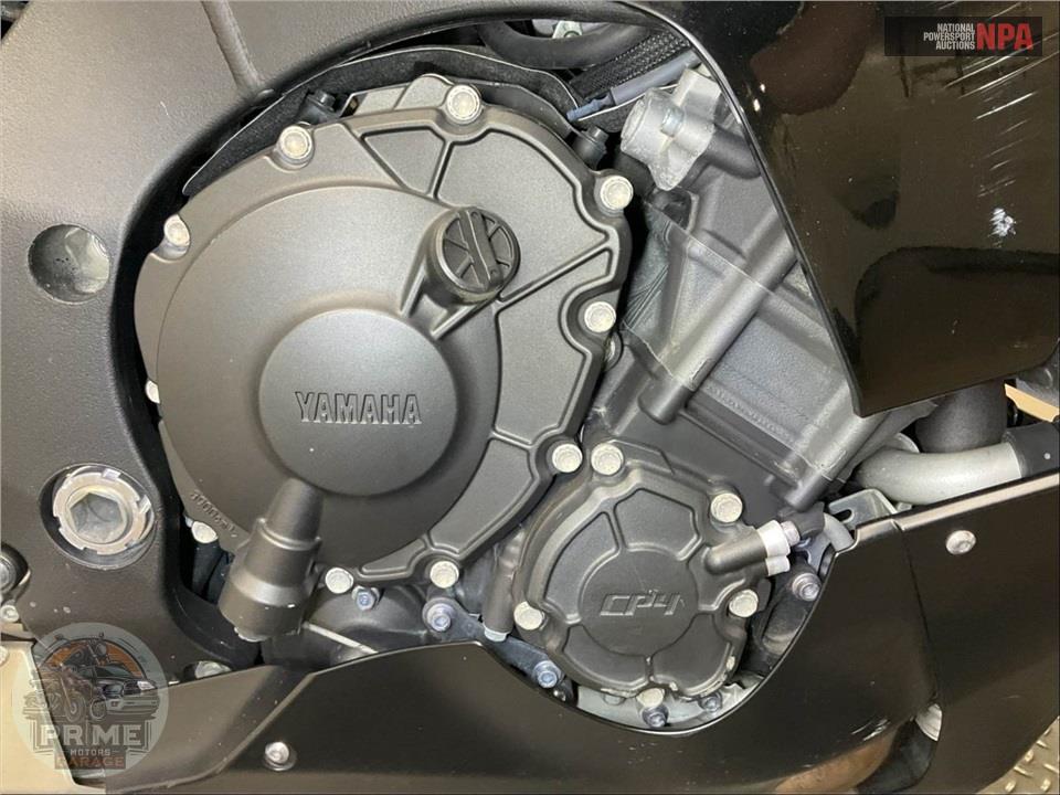 2021 Yamaha YZF-R1 — фото 6