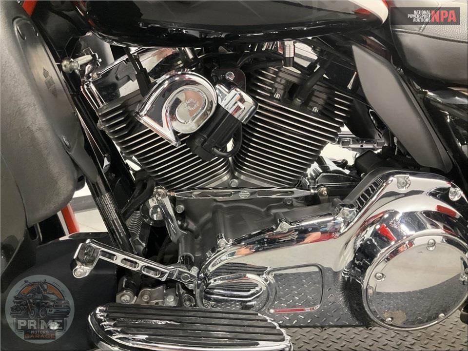 2012 Harley-Davidson FLHTCUSE7 SCREAMIN EAGLE — фото 7