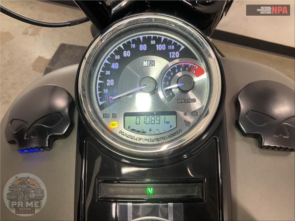 2018 Harley-Davidson FLHRXS ROAD KING SPECIAL — фото 5