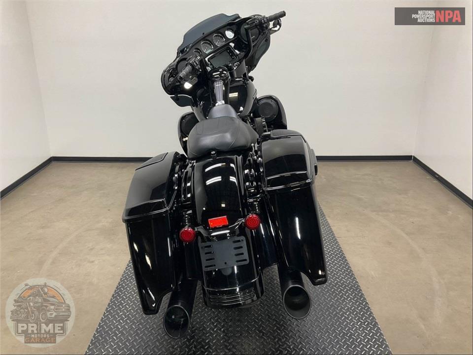 2018 Harley-Davidson FLHXS STREET GLIDE SPECIAL — фото 4