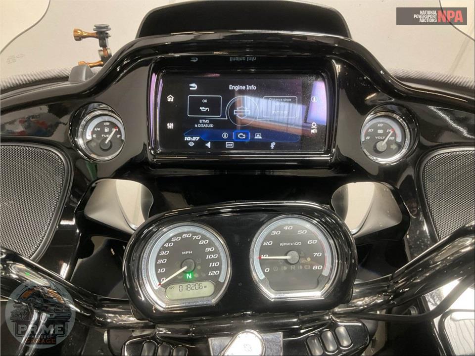 2022 Harley-Davidson FLTRK ROAD GLIDE LIMITED — фото 5