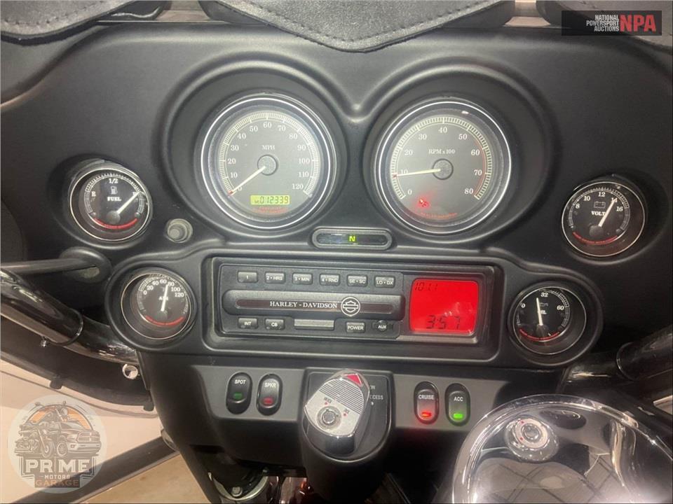 2005 Harley-Davidson FLHTCUI ULTRA CLASSIC ELECTRA GLIDE — фото 5