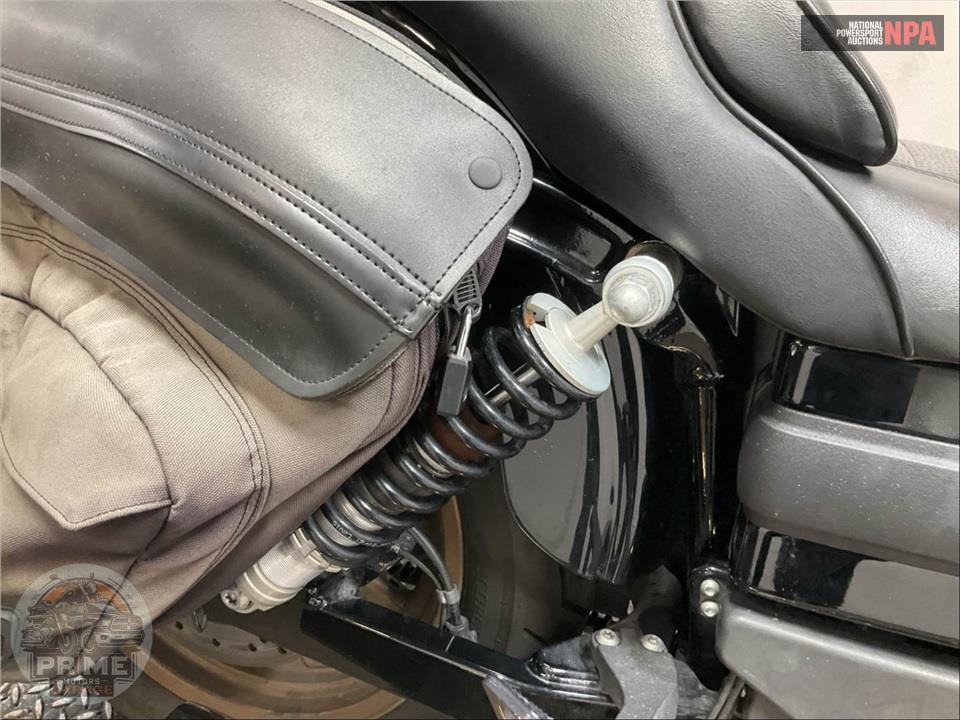 2017 Harley-Davidson FXDLS DYNA LOW RIDER S — фото 21