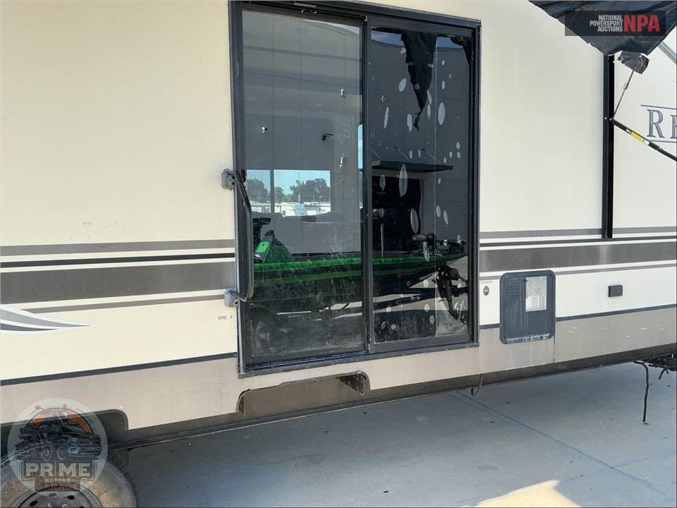 2017 Keystone Rv M-391 BHTS - RETREAT DESTINATION SERIES — фото 40
