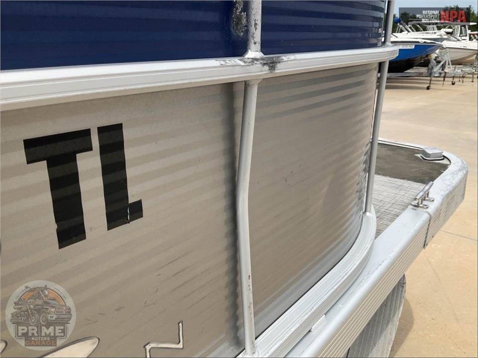 2023 Bennington Pontoons 22 SF(*)S SERIES L=23/E=1-115HP YAMAHA OB — фото 30