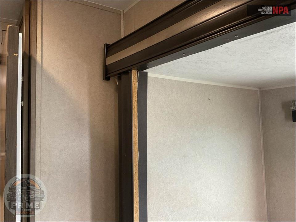 2019 Palomino By Forest River M-38DBS PUMA DESTINATION SERIES — фото 27