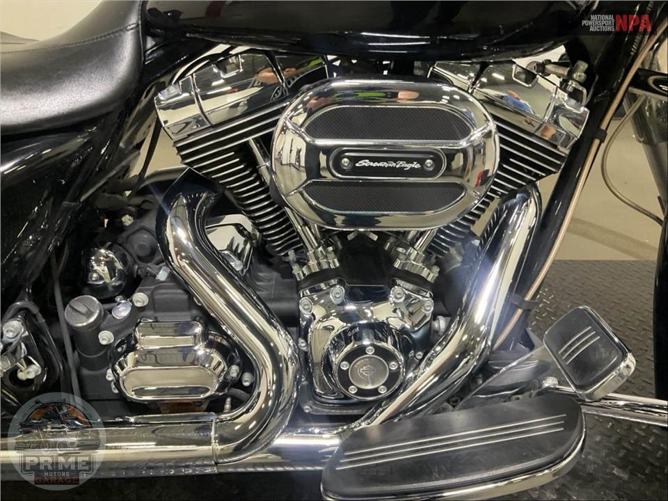 2016 Harley-Davidson FLTRX ROAD GLIDE — фото 6