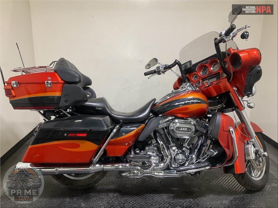 2013 Harley-Davidson FLHTCUSE8 SCREAMIN EAGLE — фото 1