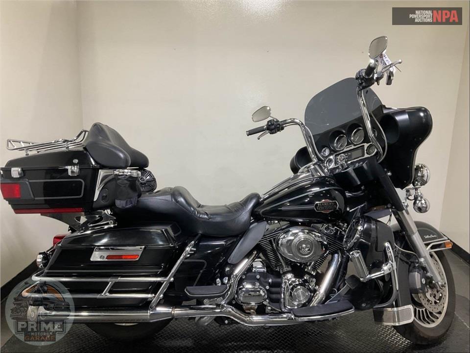 2009 Harley-Davidson FLHTCU ULTRA CLASSIC ELECTRA GLIDE — фото 1
