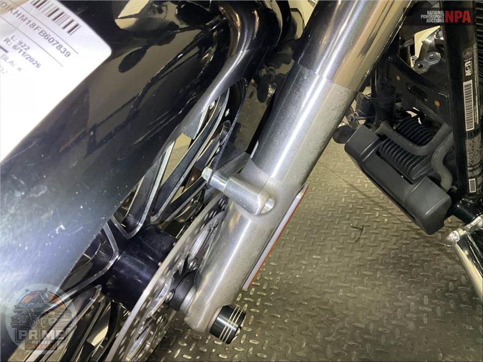 2015 Harley-Davidson FLTRX ROAD GLIDE — фото 35