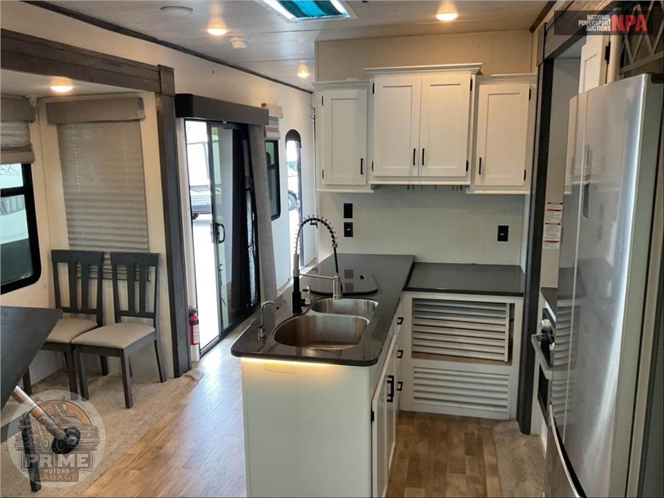 2021 Keystone Rv M-39 MBNK - RETREAT SERIES — фото 8