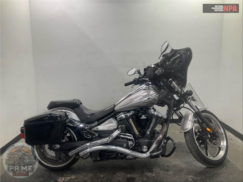 2009 Yamaha XV19CYS/C RAIDER SIL/FLMS — фото 1